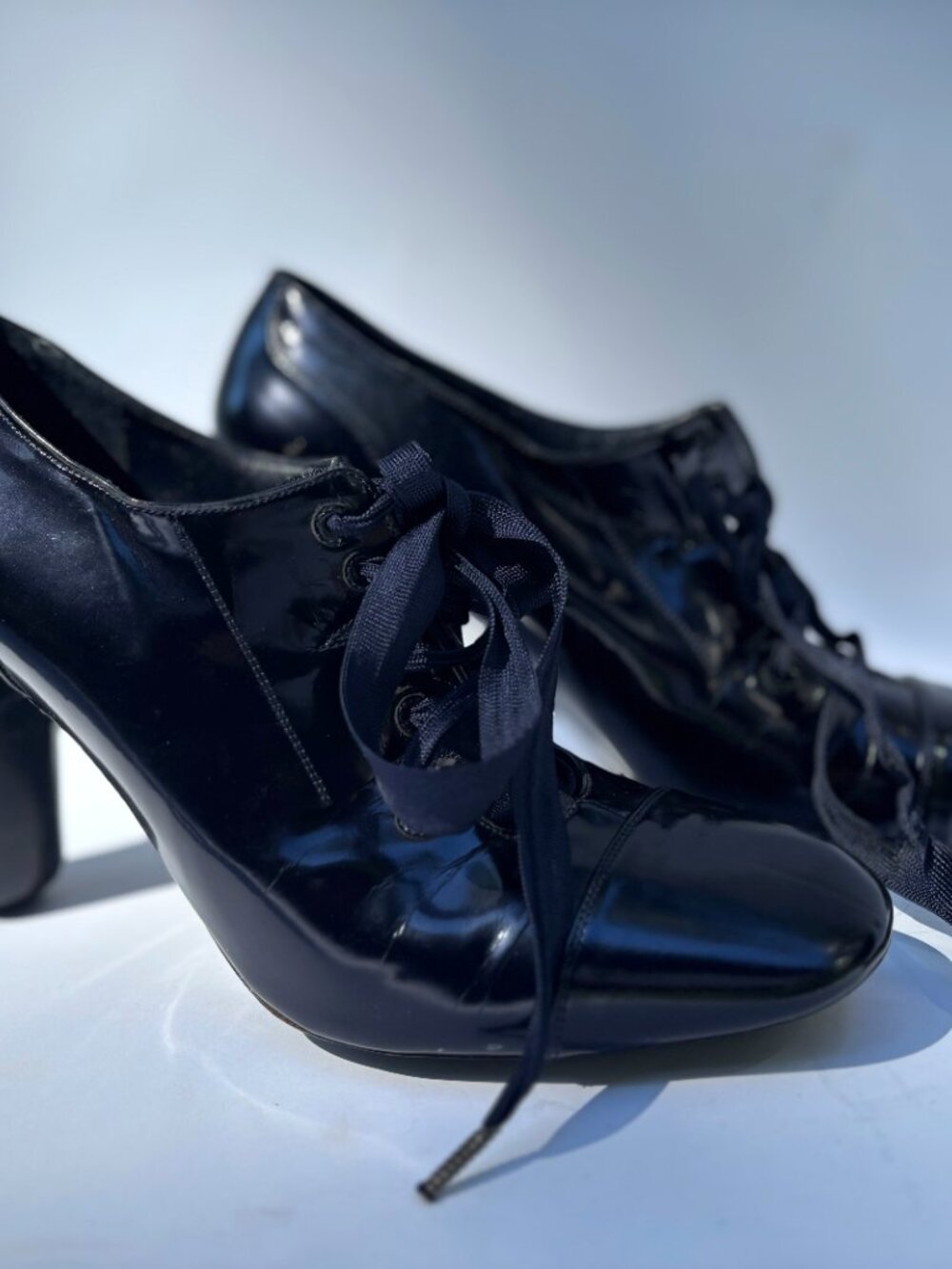 Marc Jacobs Navy Women's Shoes Size 7.5 Round Heel 4 Inches. EXCELLENT CONDITION - Picture 11 of 13